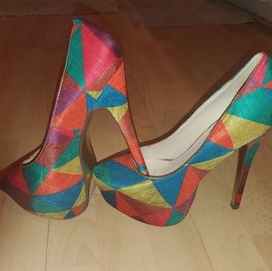 Liliana Colorful Geometric Platform Pumps